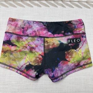 FLEO CrossFit Shorts Women’s Size Medium